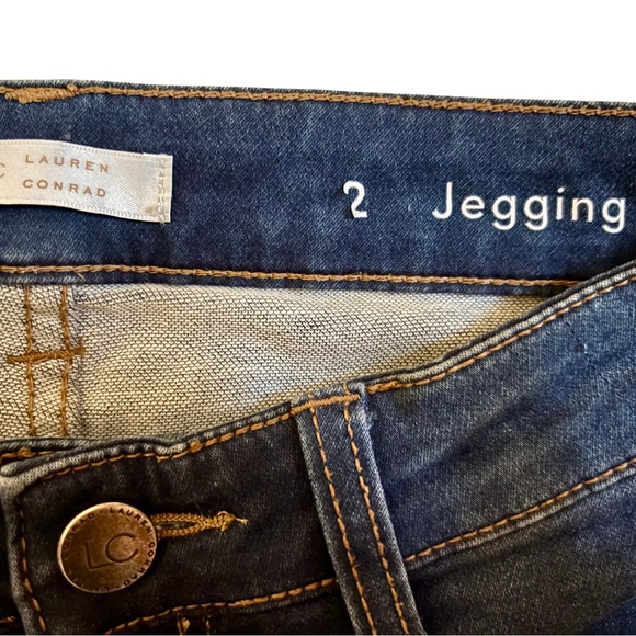 LC Lauren Conrad Blue Skinny Jeans with Modern Fade Size 2 - Picture 3 of 4
